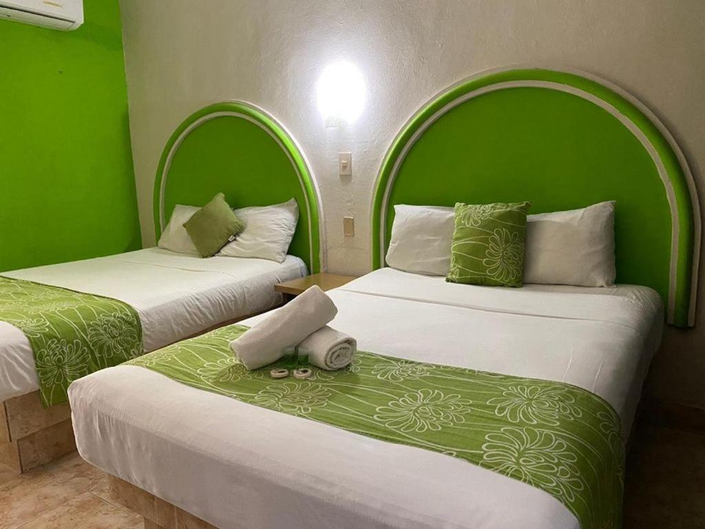 Hc International By R&T Hotel Cancún Exterior foto