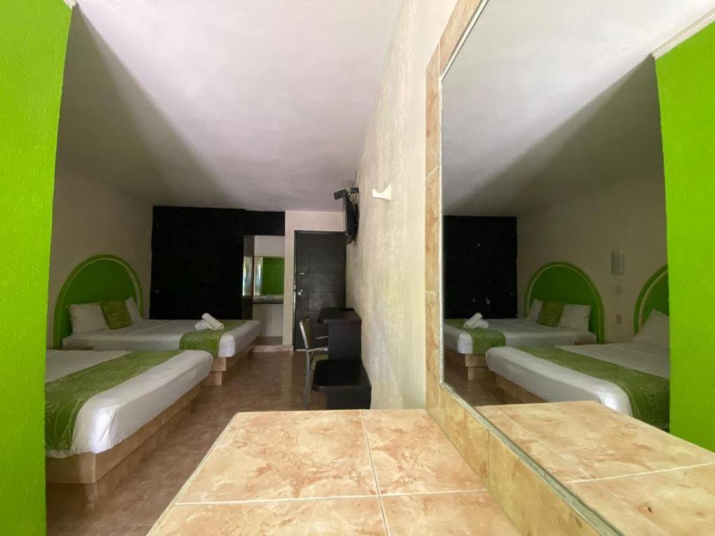 Hc International By R&T Hotel Cancún Exterior foto